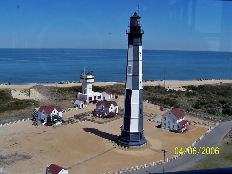 Virginia / Cape Henry (New) lighthouse
Author of the photo: [url=https://www.flickr.com/photos/bobindrums/]Robert English[/url]
Keywords: United States;Virginia;Atlantic ocean