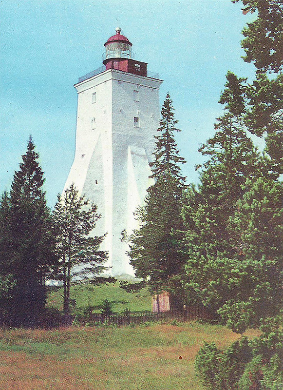Hiiumaa / Kopu Lighthouse
Source [url=http://fleetphoto.ru/author/645/]FleetPhoto[/url]
Keywords: Estonia;Hiiumaa;Baltic sea;Historic