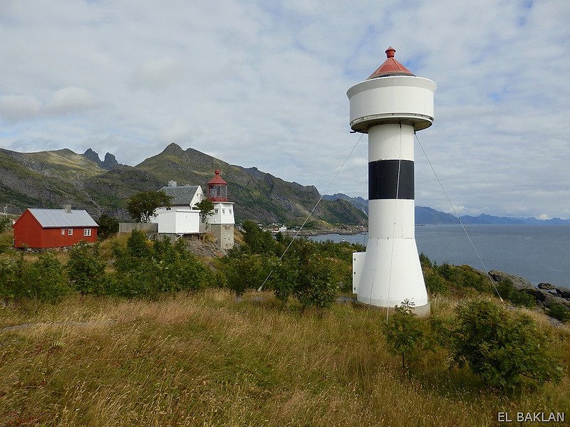 Lofoten / Moskenes / Glapen lighthouses (old and new)
Old - behind, new - front
Keywords: Norway;Moskenes;Lofoten;Vestfjord