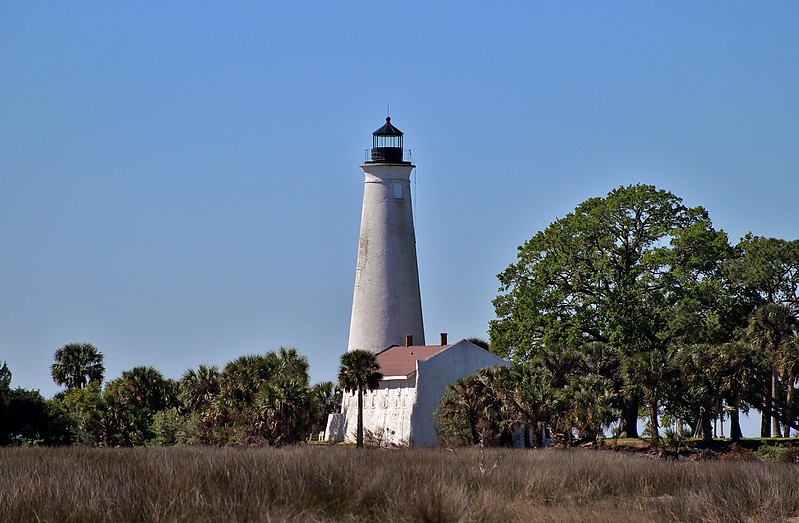 Florida / St. Marks lighthouse and Rear Range
Author of the photo: [url=https://www.flickr.com/photos/bobindrums/]Robert English[/url]
Keywords: Florida;Gulf of Mexico;United States;Apalachee Bay