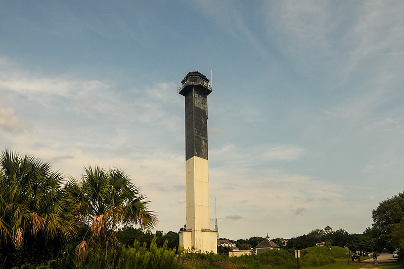 South Carolina / Charleston / Sullivans Island lighthouse
Author of the photo: [url=https://www.flickr.com/photos/lighthouser/sets]Rick[/url]
Keywords: South Carolina;Atlantic ocean;United States;Charleston;Vessel Traffic Service