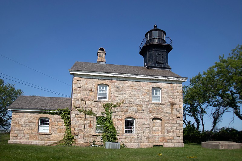 New York / Old Field Point lighthouse
Author of the photo: [url=https://jeremydentremont.smugmug.com/]nelights[/url]
Keywords: Montauk;New York;United States;Long Island