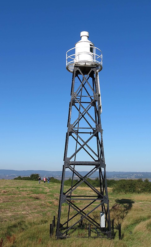 Berkeley Pill Range Rear lighthouse
Author of the photo: [url=https://www.flickr.com/photos/21475135@N05/]Karl Agre[/url]

Keywords: England;Severn River;United Kingdom