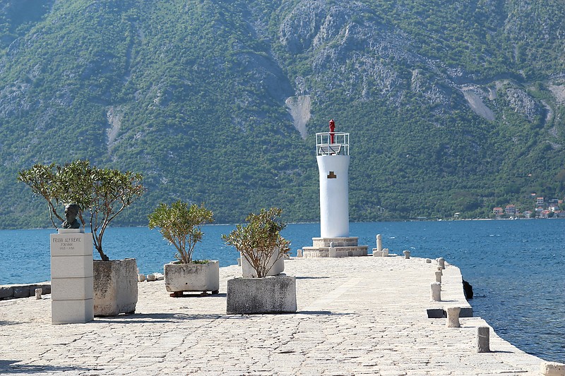 Gospa Ostrvce Light in Kotor Bay
Author of the photo: [url=http://fotki.yandex.ru/users/semper-scifi/]semper-scifi[/url]
Keywords: Kotor bay;Adriatic sea;Montenegro;Tivat;Perast