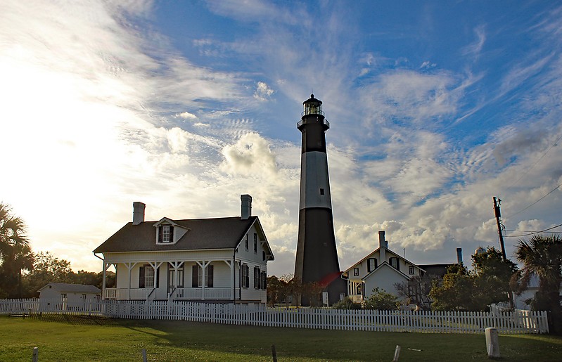 Georgia / Tybee Island Lighthouse
Author of the photo: [url=https://www.flickr.com/photos/31291809@N05/]Will[/url]
Keywords: Georgia;United States;Atlantic ocean;Savannah