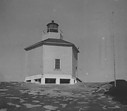 California_Ano_Nuevo_island_lighthouse.JPG