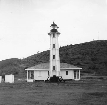 Guantanamo / Windward poing lighthouse
Photo from [url=http://www.uscg.mil/history/weblighthouses/USCGLightList.asp]US Coast Guard site[/url]
Caption: "Windward Point Light Station Guantanamo Bay, Cuba. 7th. CG. District."; Photo dated May, 1949; no photo number; photographer unknown.
Keywords: Cuba;Historic;Caribbean sea;Guantanamo
