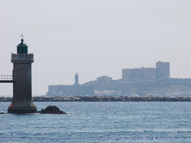 Marseille / Phare à la pointe de la Désirade
Keywords: Marseille;France;Mediterranean sea