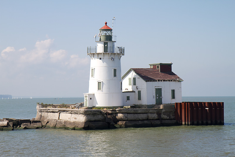 Ohio / Cleveland West Pierhead lighthouse
Keywords: Cleveland;Lake Erie;Ohio;United States