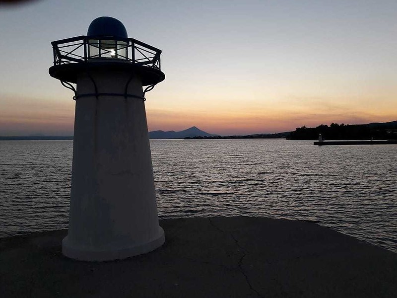 Malakonta / Bomo Club Palmariva Beach Faux light
Lighthouse on the pier of the "Bomo Club Palmariva Beach" hotel 
Keywords: Malakonta;Greece;Faux