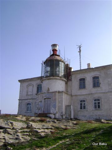 Caspian Sea / Abseron Peninsula / Nardaran / Amburan Lighthouse
A new light is mounted on top of the old one.
Keywords: Caspian Sea;Baku;Azerbaijan