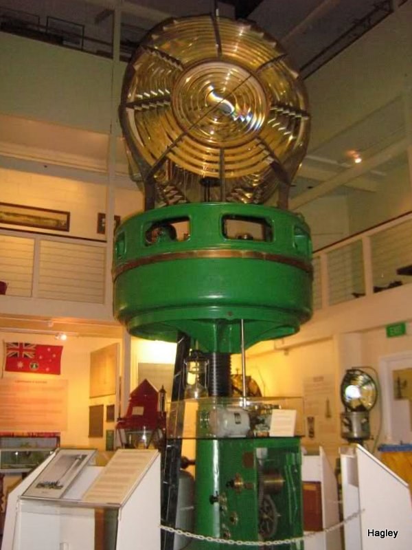 Brisbane / Queensland Museum / Cape Don's Lighthouse old light.
Keywords: Queensland;Australia;Brisbane;Lamp;Museum