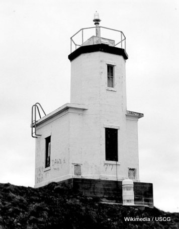 Washington State / San Juan Island - S.E. Point / Cattle Point Lighthouse (2)
Keywords: San Juan Islands;Washington;United States;Historic