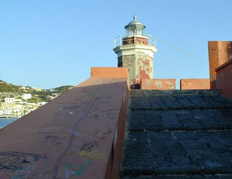 Tyrrhenian Sea / Isola di Ponza / Porto di Ponza Lighthouse
Keywords: Ponza;Tyrrhenian Sea;Pontine Islands;Italy