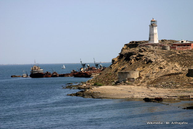 Caspian Sea / Bay entrance to Baku / Boyuk Zira Lighthouse
AKA NARGENSKIY Lighthouse
Keywords: Baku;Azerbaijan;Caspian sea