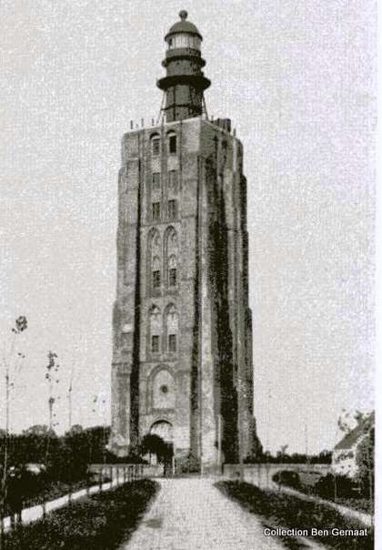 North Sea / Walcheren / West Kapelle Rear Lighthouse
Old Picture, the light without aerials around.
Keywords: Zeeland;Netherlands;North sea;Historic