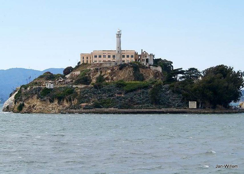San Francisco / Alcatraz Lighthouse
Built in 1909
Keywords: Alcatraz;San Francisco;United States;California;Pacific ocean