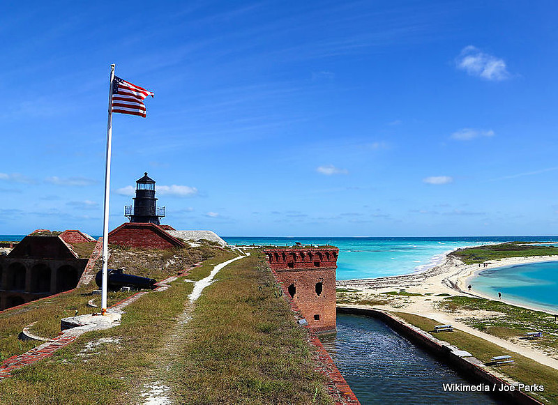 Florida / Tortugas / Fort Jefferson / Tortugas Harbor Light (2) (Garden Key Light)
Keywords: Florida;Tortugas;Fort Jefferson;United States
