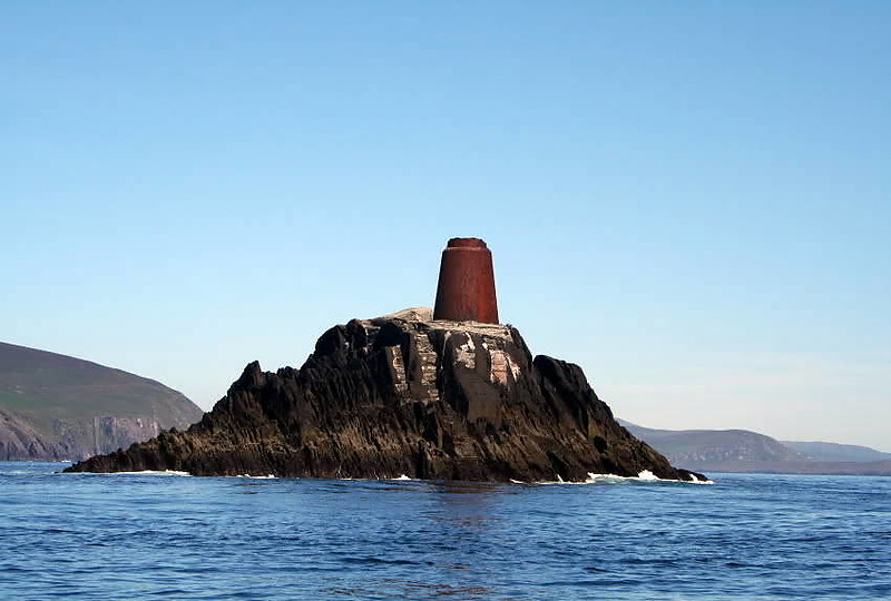 Munster / County Cork / Near Dursey Island - Bantry Region / Remains of Calf Rock Lighthouse
Keywords: Ireland;Atlantic ocean;Munster
