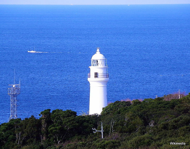Honshu / Wakayama / Kushimoto / Shiono Misaki Lighthouse (2)
At Cape Shiono in the south of Honshu
Keywords: Honshu;Japan;Wakayama;Kushimoto;Pacific ocean