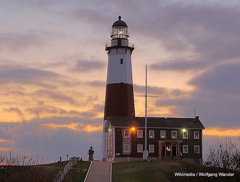 New York State / Long Island (easternmost point) / East Hampton / Montauk Point Lighthouse
Keywords: Montauk;New York;United States;Long Island;Sunset