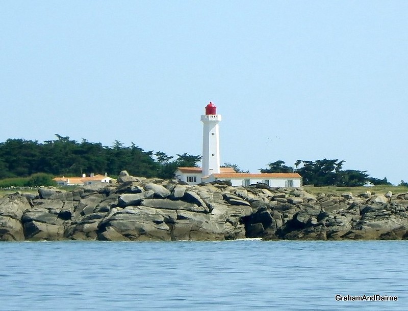 Vendée / Ile d`Yeu / Phare de Pointe des Corbeaux
Pte des Corbeaux
Keywords: Vendee;France;Bay of Biscay;Ile d Yeu