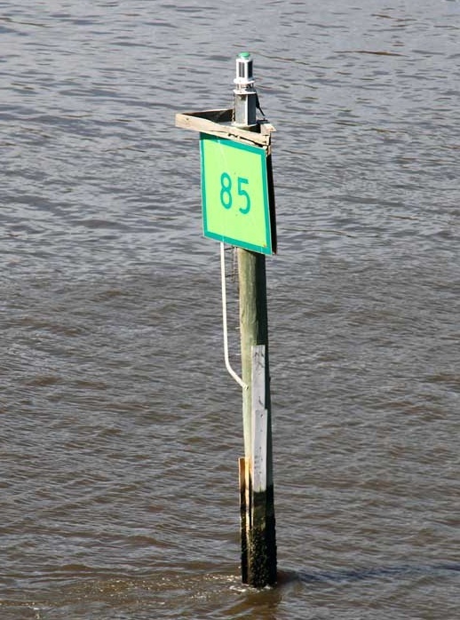 LOUISIANA - Calcasieu Ship Channel - Nr. 85 light
Keywords: Louisiana;Calcasieu channel;United States;Offshore