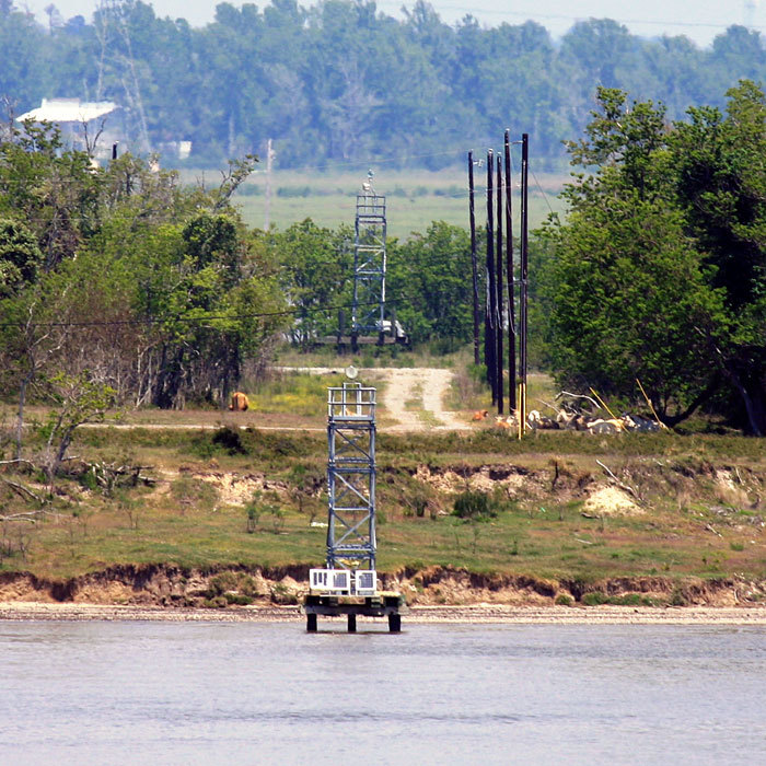 TEXAS - Port Arthur - Sabine-Neches Canal - Ldg Lts M - Front & Common Rear (Ranges M and R) 
Keywords: Texas;Sabine Neches Canal;United States;Offshore