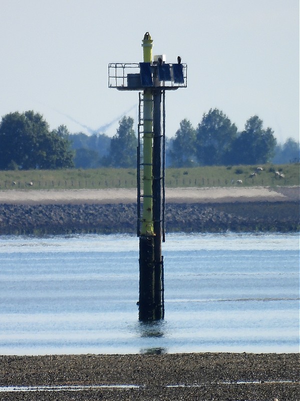 OOSTERSCHELDE - Noordergaatje - YE light
Keywords: Netherlands;Oosterschelde