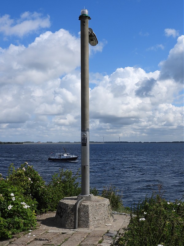 GREVELINGENMEER - Bruinisse - Werkhaven - W Mole Head light
Keywords: Netherlands;Grevelingenmeer