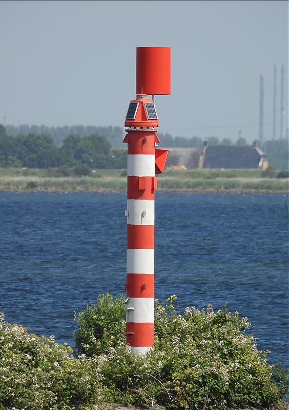 MIDDELHARNIS - E Pier Head light
Keywords: Middelharnis;Netherlands;Haringvliet