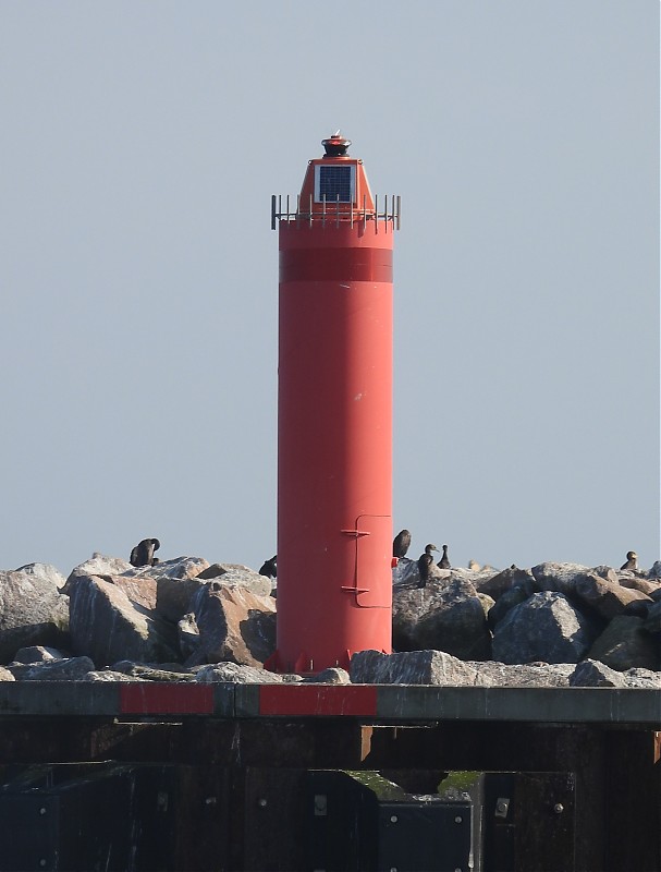 SKAGEN - Outer Harbour - S Pier light
Keywords: Skagerrak;Denmark;Skagen