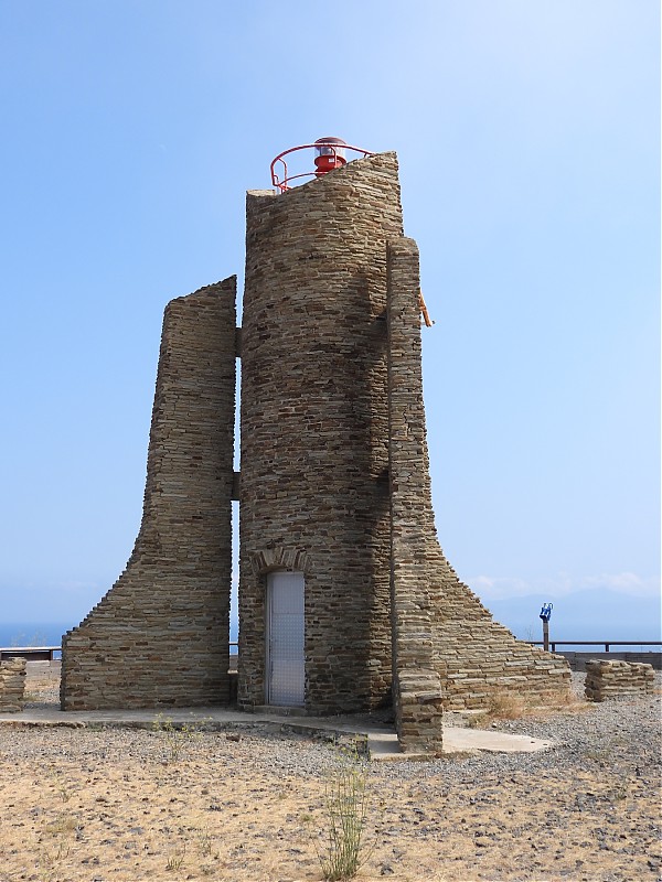 CERBÈRE - Cap Cerbère Lighthouse
Keywords: Cerbere;France;Mediterranean sea;Languedoc-Roussillon