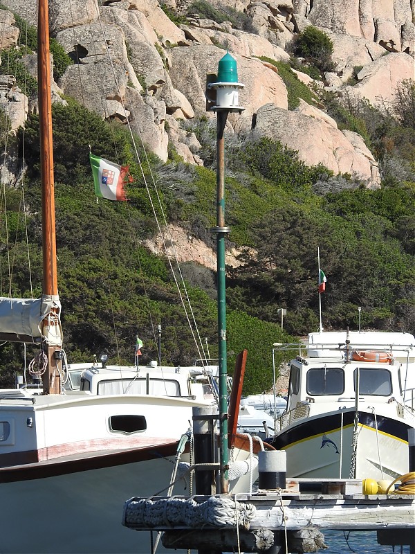 SARDINIA - Isola della Maddalena - Stagno Torto - Entrance E Side Jetty Head light
Keywords: Sardinia;Italy;Mediterranean sea;Isola della Maddalena