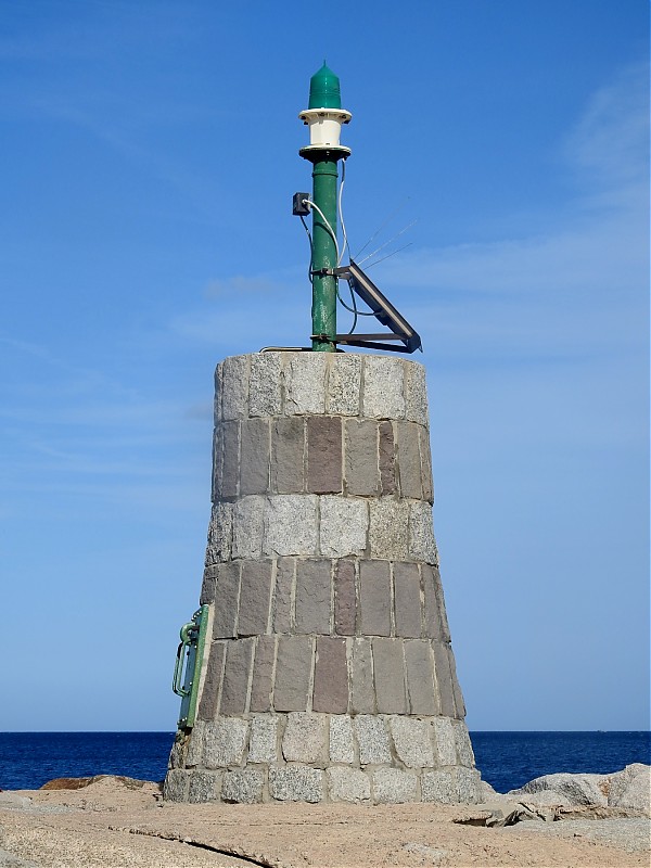 SARDINIA - Golfo di Cugnana - Marina di Portisco - Outer Mole Head light
Keywords: Sardinia;Italy;Mediterranean sea;Golfo di Cugnana