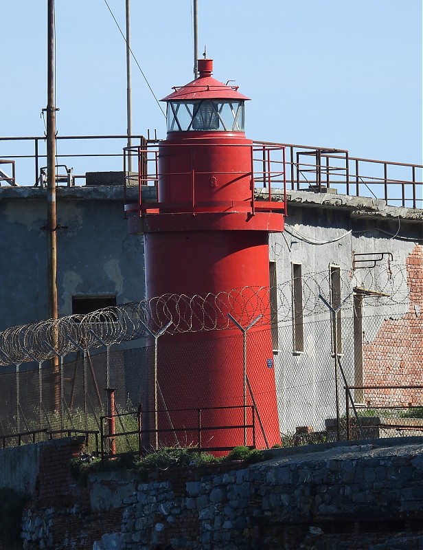 LA SPEZIA - Passo di Ponente - Punta Santa Maria Lighthouse
Keywords: Spezia;Italy;Ligurian sea