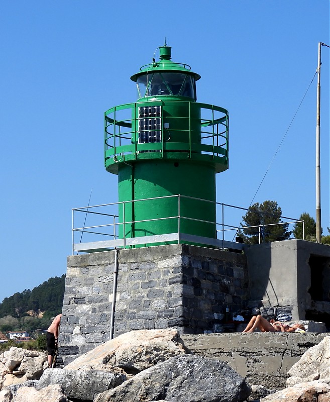 LA SPEZIA - Passo di Levante - Punta Santa Teresa Lighthouse
Keywords: Spezia;Italy;Ligurian sea