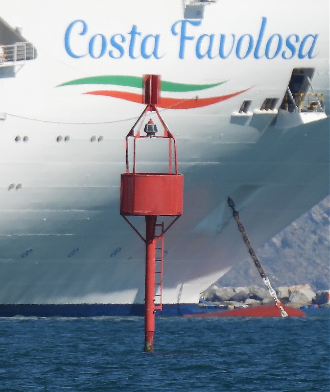 LA SPEZIA - Pontile ENEL Access Channel light
Keywords: Spezia;Italy;Ligurian sea;Offshore