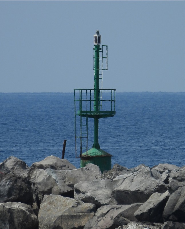 ISCHIA - Forio - W Breaklwater - Head light
Keywords: Ischia;Italy;Tyrrhenian Sea