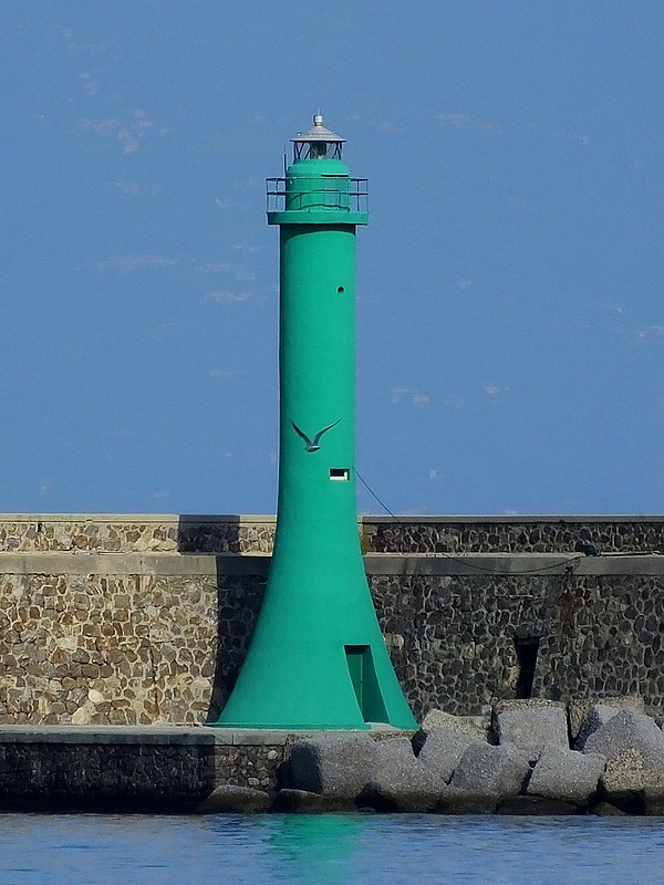 VIBO VALENTIA - Marina - N Mole - Calata Buccarelli - Head light
Keywords: Italy;Tyrrhenian Sea