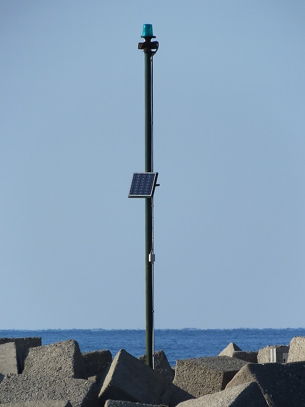 BAIA DI OLIVERI - Portorosa Marina - Outer Mole - Head light
Keywords: Italy;Sicily;Mediterranean sea