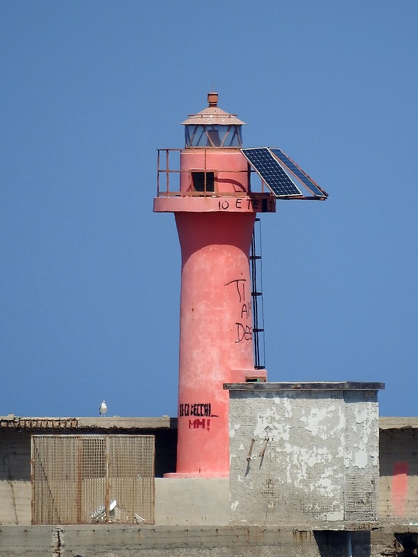 SIBARI / CORIGLIANO CALABRO - South Mole Head lighthouse
Keywords: Sibari;Corigliano;Italy;Golfo di Corigliano;Mediterranean sea