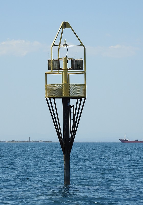 TARANTO - Mar Grande - Secca della Sirena S side light
Keywords: Apulia;Italy;Mediterranean sea;Taranto