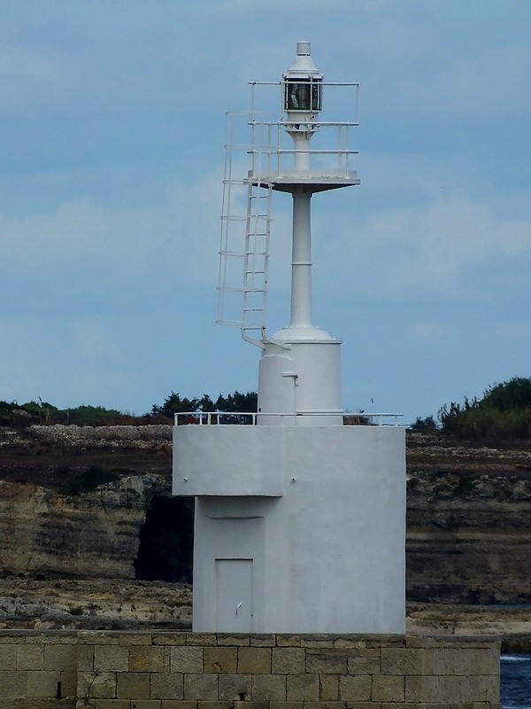 OTRANTO - La Punta Lighthouse
Keywords: Apulia;Adriatic sea;Italy;Otranto