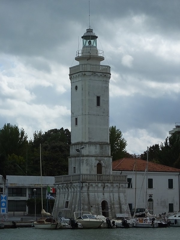 RIMINI - Lighthouse
Keywords: Rimini;Italy;Adriatic sea