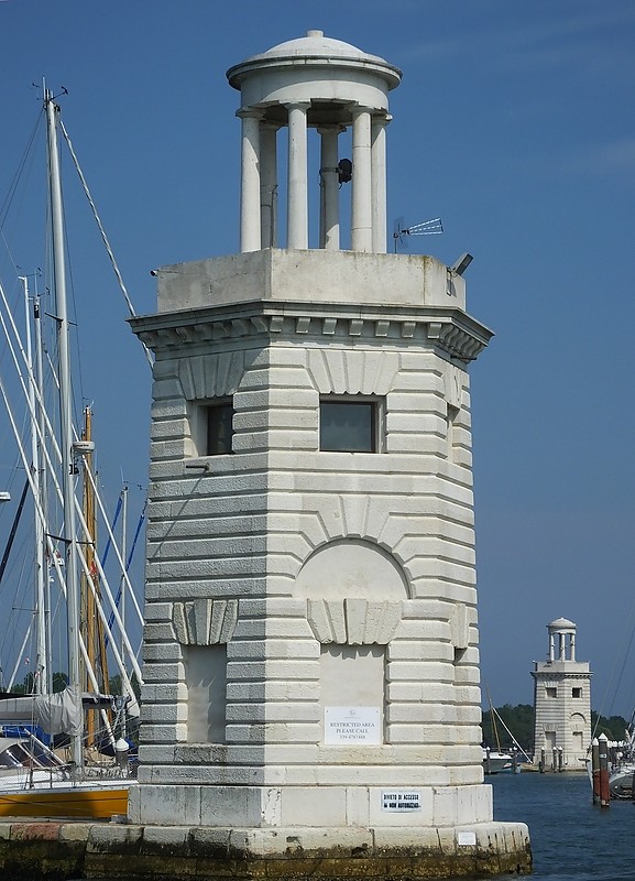 VENEZIA - San Giorgio Maggiore Bell
Keywords: Venice;Italy;Adriatic sea;Siren