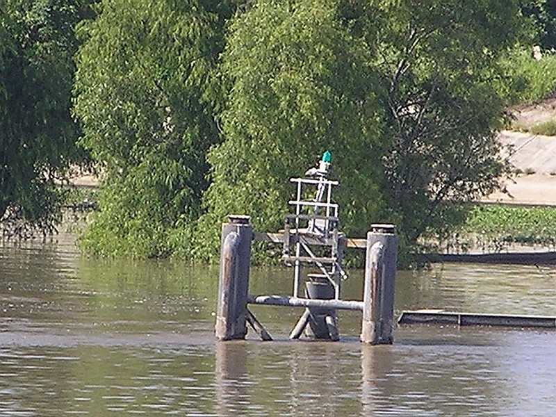MISSISSIPPI RIVER - Sulphur Loading Dock light
Keywords: Louisiana;United States;Mississippi