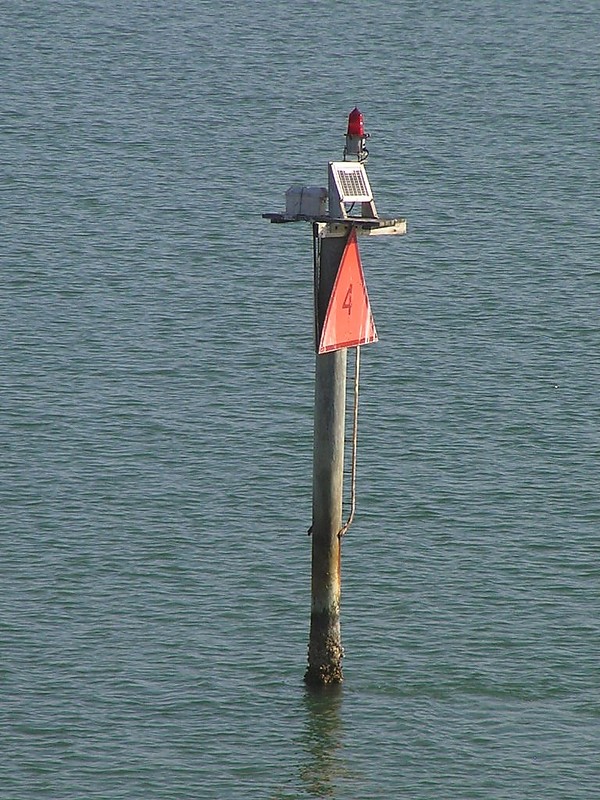 TEXAS - Corpus Christi Channel - La Quinta Channel - Entrance - No 4 light
Keywords: Texas;Corpus Christi;Gulf of Mexico;Corpus Christi Channel;Offshore;United States;La Quinta Channel