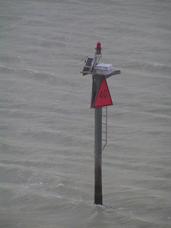 TEXAS - BROWNSVILLE - Laguna Madre Channel - No 40 light
Keywords: Texas;Brownsville;Laguna Madre;United States;Offshore