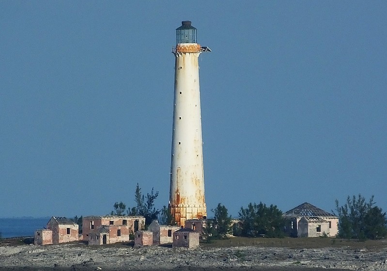 GREAT BAHAMA BANK - Great Isaac Lighthouse
Keywords: Bahamas;Atlantic ocean